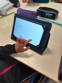 equerre.jpg Thumbnail